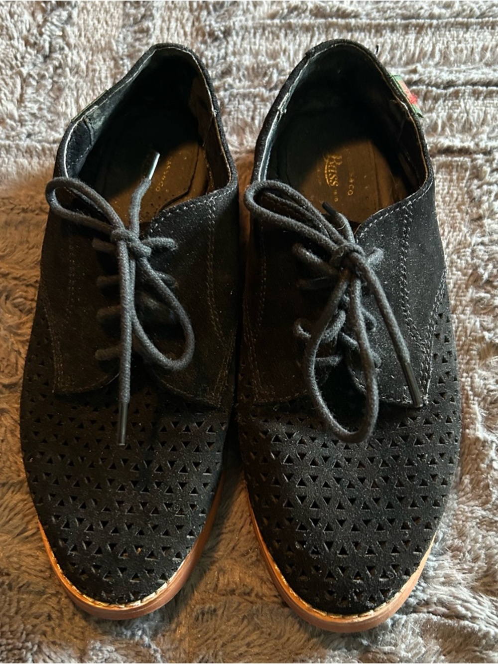 🎉 Host Pick 🎉 Bass & Co. Black Laser-Cut Lace-Up Oxfords